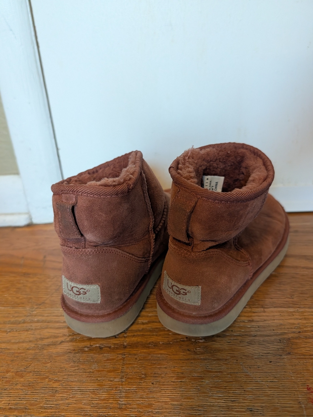 UGG Classic Mini Boots in Chestnut Brown